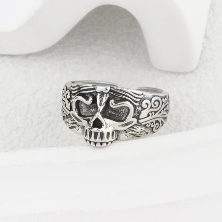 Avant Bague Tête de Mort "Regard Sombre" - en Argent  Sterling 925