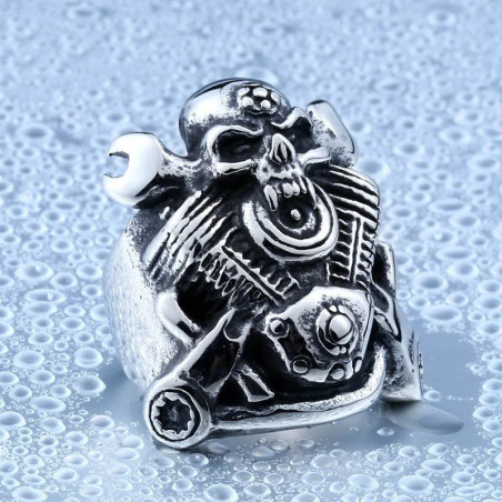 Vue latérale Bague Tête de Mort "Moteur Infernal"