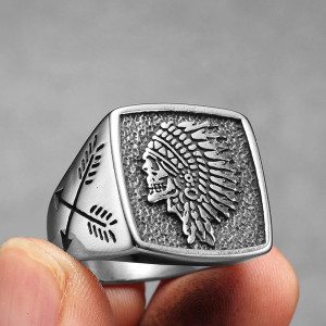 Bague Tête de Mort Skull Indien "Chef des Esprits"