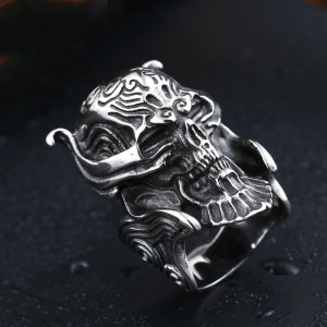 Bague Tête de Mort "Seigneur des Abysses"