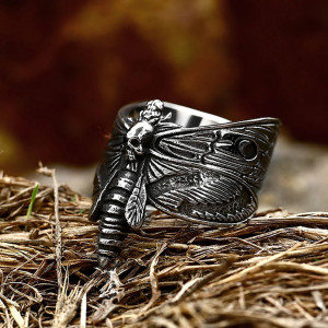Vue latérale Bague Tête de Mort "Papillon de l’Ombre"