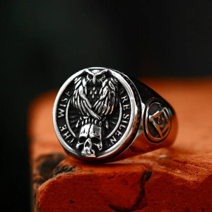 Vue de côté Bague Tête de Mort 'Sagesse des Ombres'