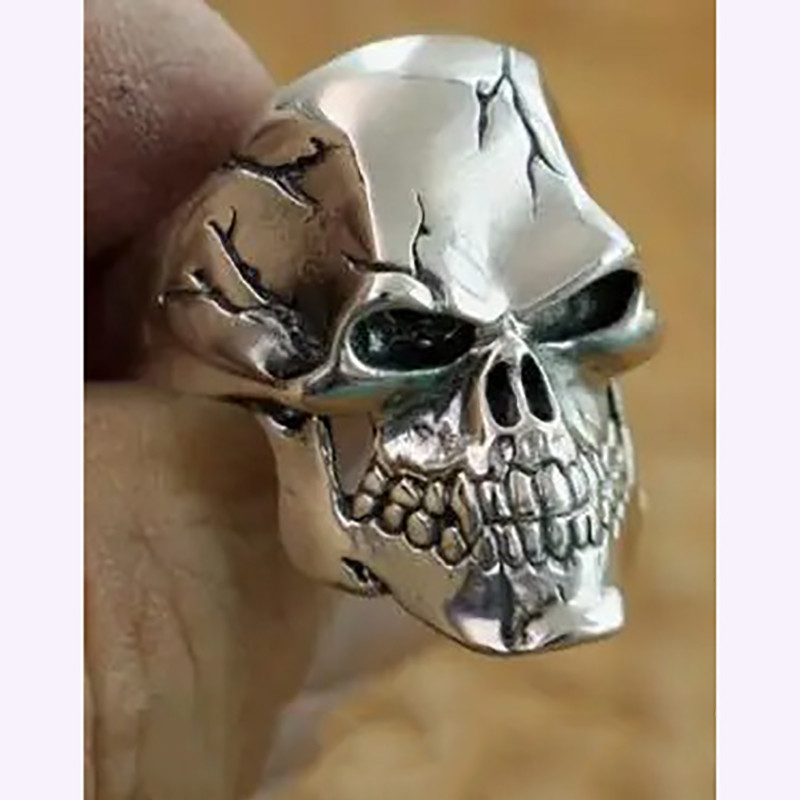 Bague Tête de Mort "Crâne Fracturé" en Argent  Stetrling 925 Modele 6