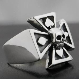 Vue latérale Bague Tête de Mort "Regard de la Chance" - en Argent  Stetrling 925 !
