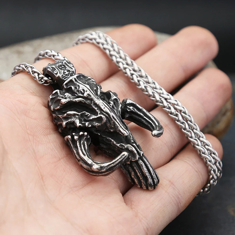 Collier Tête de Mort Crâne Béhémoth