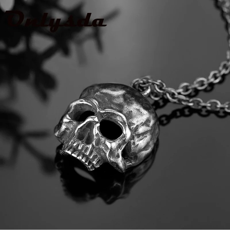 Collier Tête de Mort "Crâne Brutaliste"