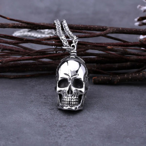 Collier Tête de Mort "Crâne Miroir d’Acier"