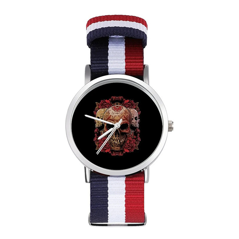 Montre Tête de Mort ""Crâne Écarlate Baroque""