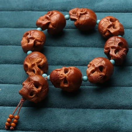 Vue complète du Bracelet Tête de Mort Sculptée Crânes Dominants  Artisanat Indonésien Fait Main