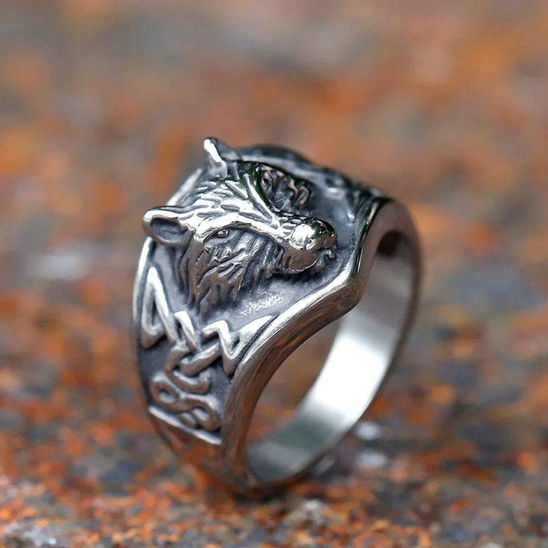 Vue générale Bague Viking Tête de Loup "Marque du Clan"