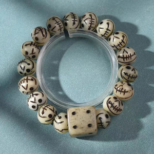 Magnifique Bracelet Tête de Mort Tibétain - Crânes du Hasard Macabre