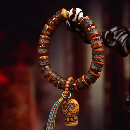 Bracelet Tête de Mort Tibétain - Crâne Tribal de l’Ambre Sacré