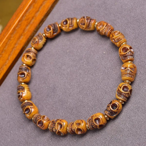 Bracelet Tête de Mort Tibétain Crânes Noyaux Sculptés