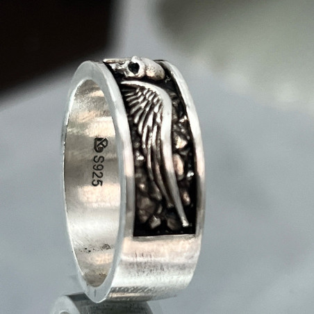 Vue détaillée Bague Tête de Mort "Messager des Ombres"
