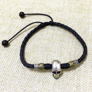 Bracelet Cheville Tête de Mort "Crâne Nomade sur Cordon Tressé" modele 1 Couleur Noir