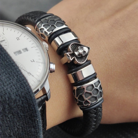 Vue Portée Bracelet Crâne & Pique "As de l’Ombre"