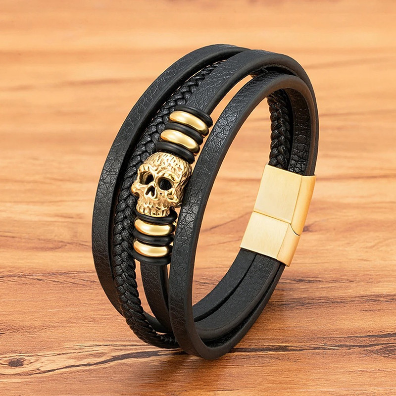 Bracelet Cuir Tête de Mort – "Triple Lame du Chaos" Couleur Or