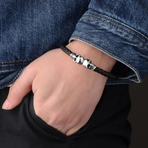 Vue Portée Bracelet Crânes Empilés – "Duel des Damnés" -  3 couleurs au choix !