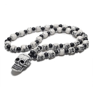 Collier Tête de Mort Tribal "Crânes Ancestraux d’Ébène" Couleur Argent