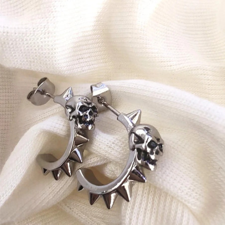 Boucles d’Oreilles Tête de Mort "Spikes & Skulls" Couleur Argent