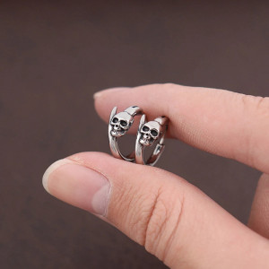 Boucles d’Oreilles Tête de Mort Crâne Cornu