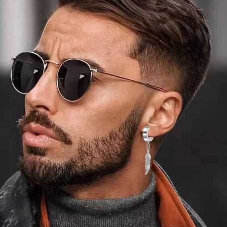 Vue Portée Boucles d’Oreilles Rock – Plumes Sombres Couleur Argent