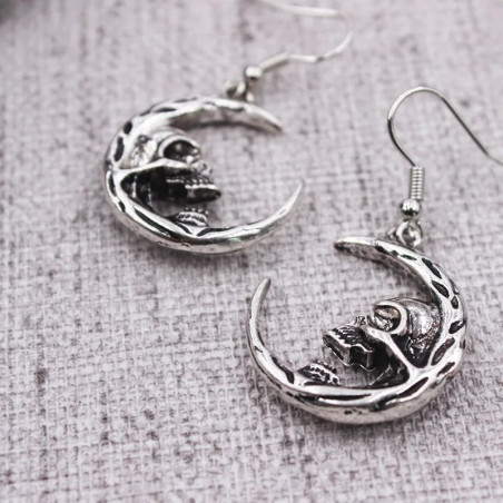 Détails Boucles d’Oreilles Tête de Mort Crâne Lunaire