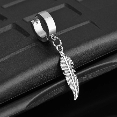Magnifiques Boucles d’Oreilles Rock - Plumes Sombres Couleur Argent