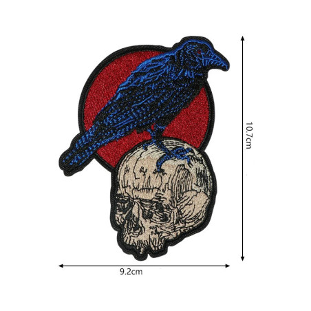 Dimensions Écusson Tête de Mort Corbeau du Crépuscule