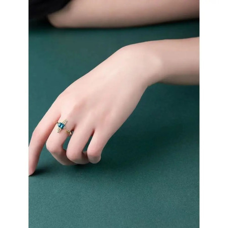 Vue Portée Bague Scarabée Turquoise Royale