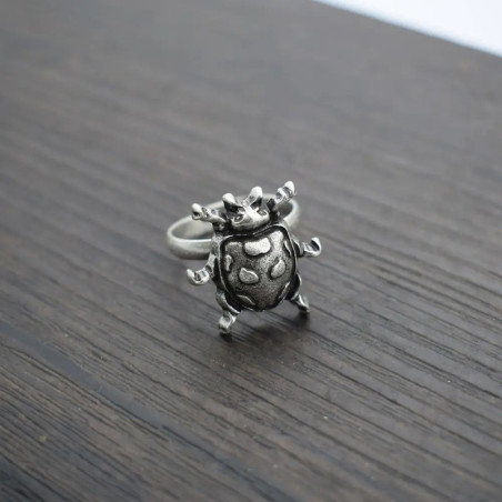Bague Scarabée Vintage Gothique