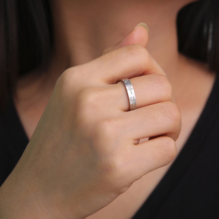 Vue Portée Bague Oeil d'Horus 'Sceau d'Or' Couleur Argent