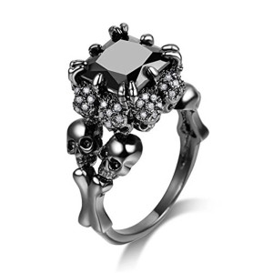 Bague Tête de Mort Cristal Couleur Noir