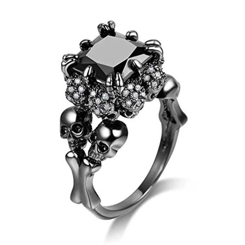 Bague Tête de Mort Cristal Couleur Noir