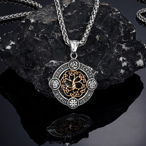 Collier Viking – Arbre de Vie Runique – "Yggdrasil des Quatre Sceaux"  Couleur Bronze