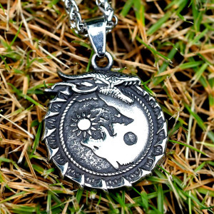 Avant Collier Viking – Loup et Dragon Cosmiques – "Équilibre des Forces Primordiales"