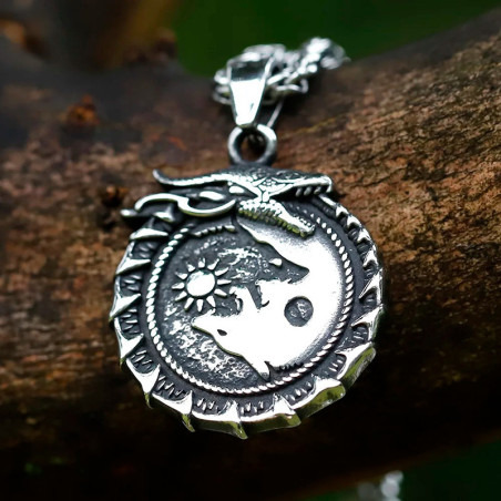 Vue générale Collier Viking – Loup et Dragon Cosmiques – "Équilibre des Forces Primordiales"