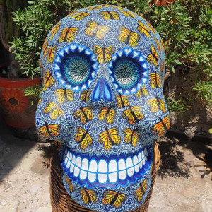 Crâne Décoratif Mexicain Danse des Monarques Bleus