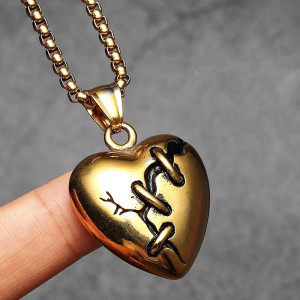 Collier Rock - Cœur Goth Suturé "Broke Heart" Couleur Or