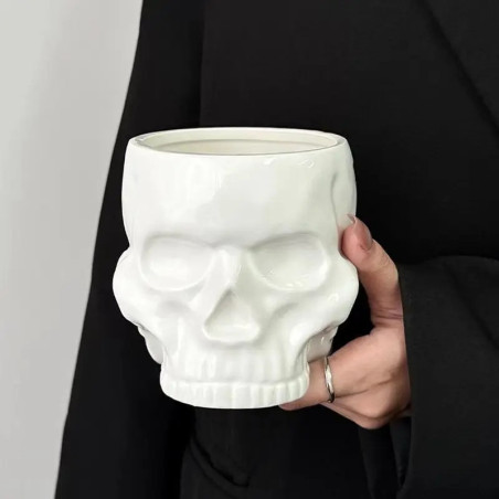 Mug Tête de Mort Sans Anse "Crâne Brutaliste"