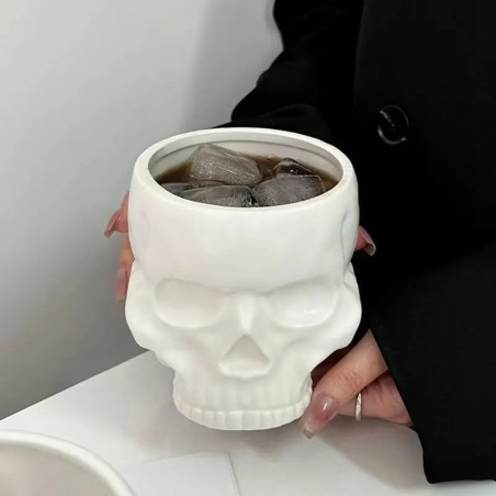 Avant Mug Tête de Mort Sans Anse "Crâne Brutaliste"