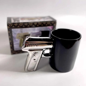 Mug Poignée Pistolet "Café Chargeur" Couleur Argent