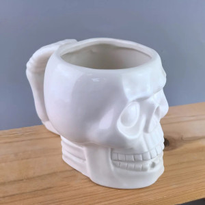 Mug Crâne Ossuaire "Main de l’Au-delà" Couleur Blanc