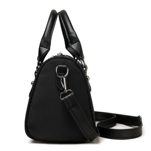 Vue côté du Sac à Main Tête de Mort - Crâne Sombre & Fleurs Pourpres