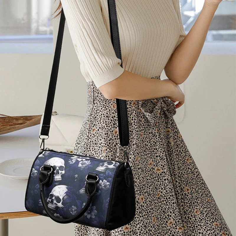 Magnifiqque Sac à Main Tête de Mort - Crâne Nocturne & Fleurs Indigo