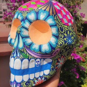 Un Magnifique Crâne Décoratif Mexicain - Kaléidoscope Floral Ancestrale