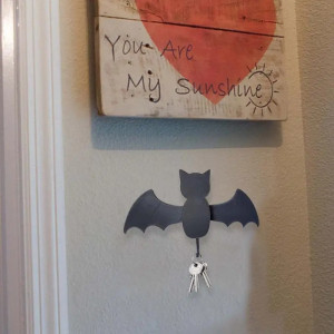 Avant Porte-clés Mural Gothique Tête de Mort - Chauve-Souris