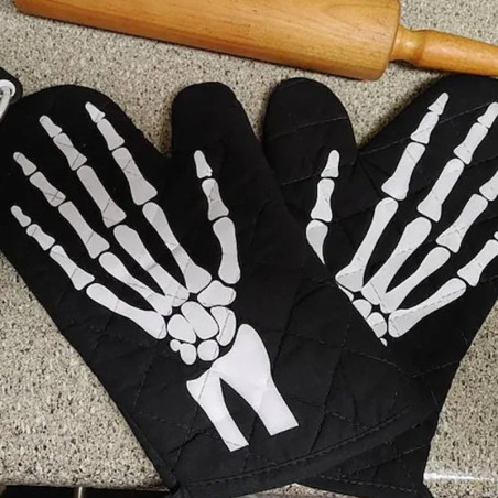 Détails des Gants de Four Tête de Mort - Mains de Squelette
