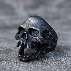 Avant Bague Tête de Mort "Crâne Volcanique"