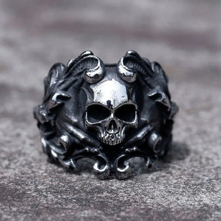 Bague Tête de Mort Démon "Le Trône des Abysses"